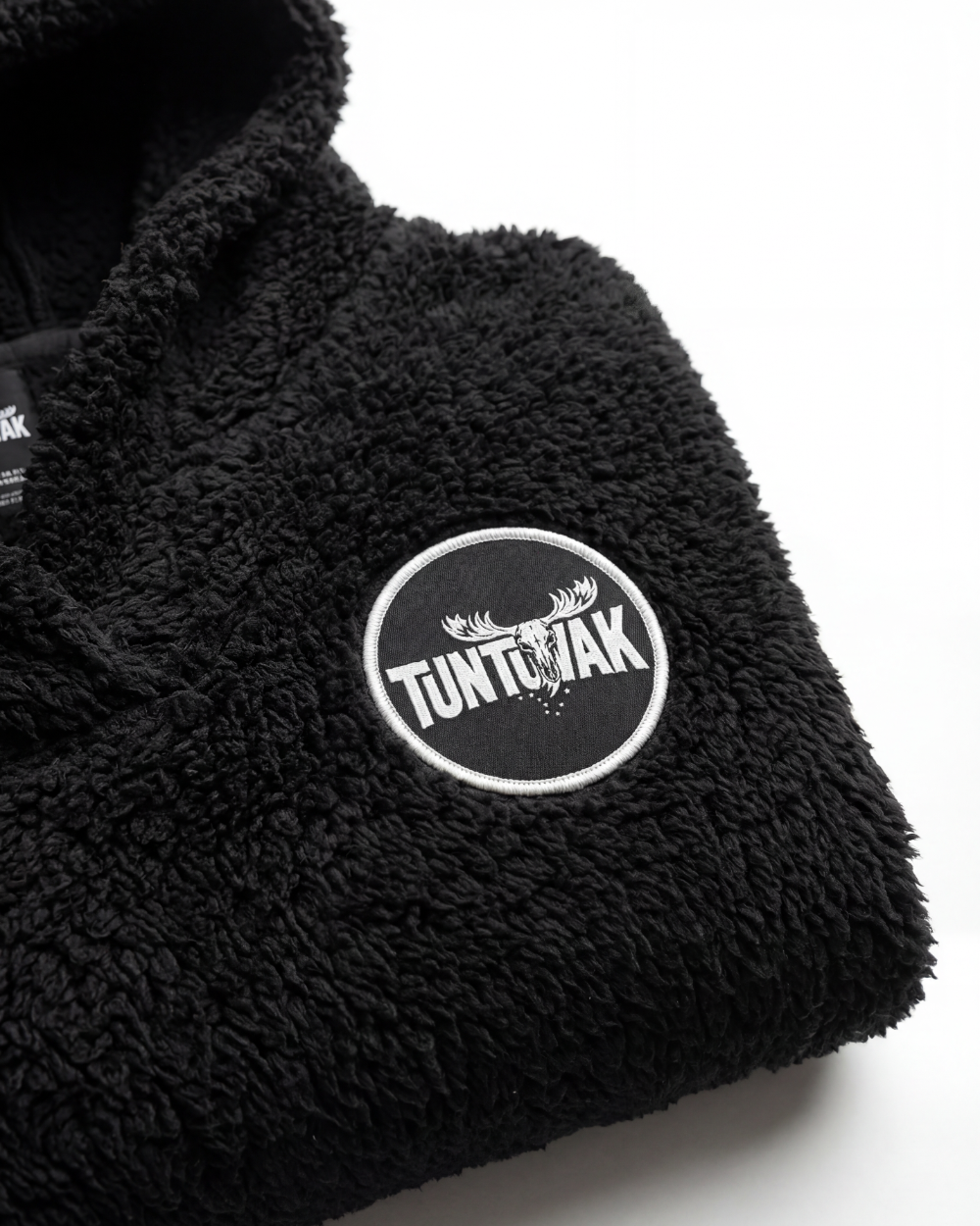 Tuntuvak Inua Dreamfleece Crop Hoodie